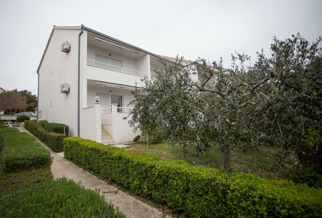 Apartments Gloria Primošten Exteriör bild
